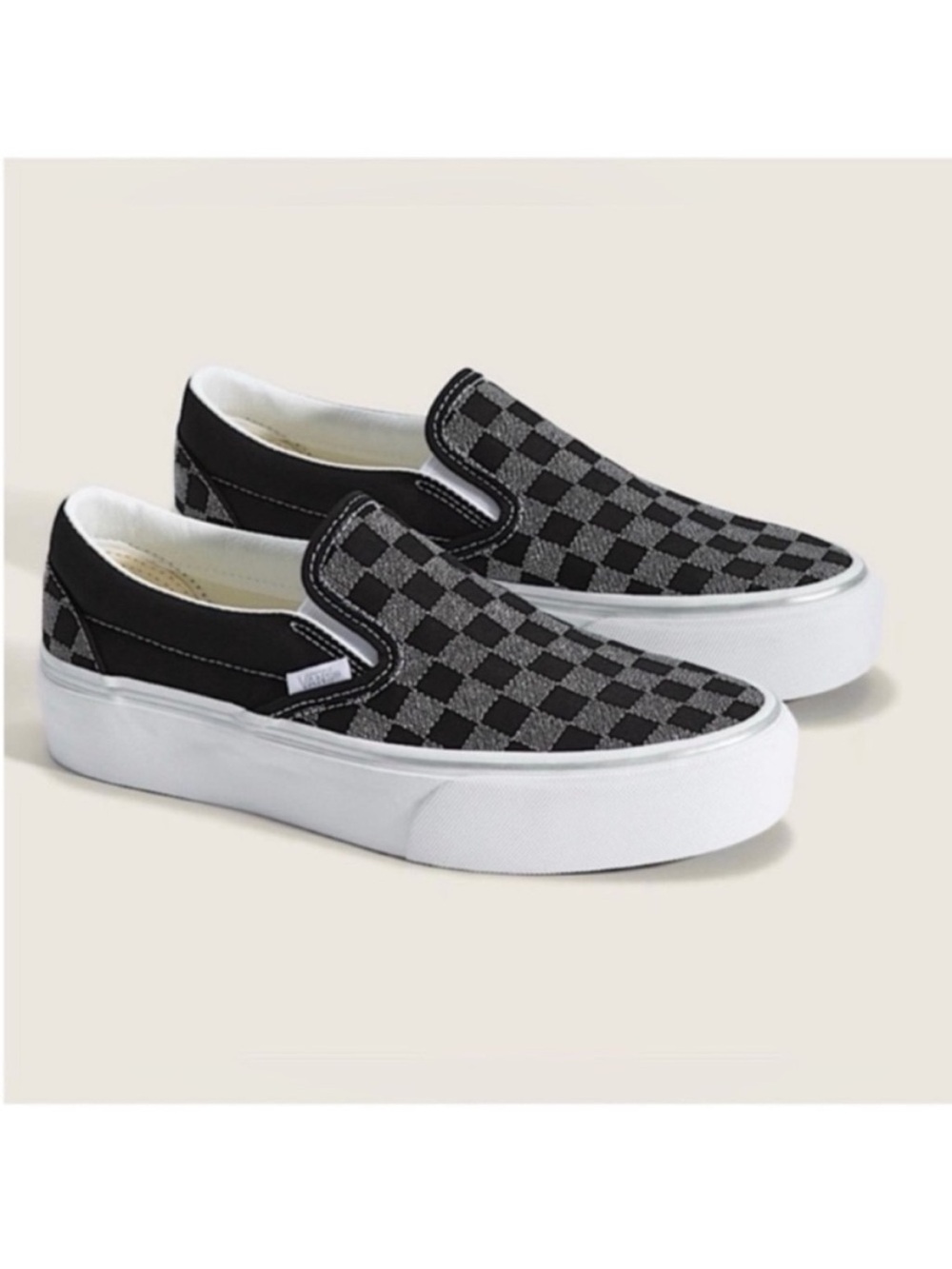 Vans Classic Slip-On Platform
Checkerboard Shoe Women
10.0 US